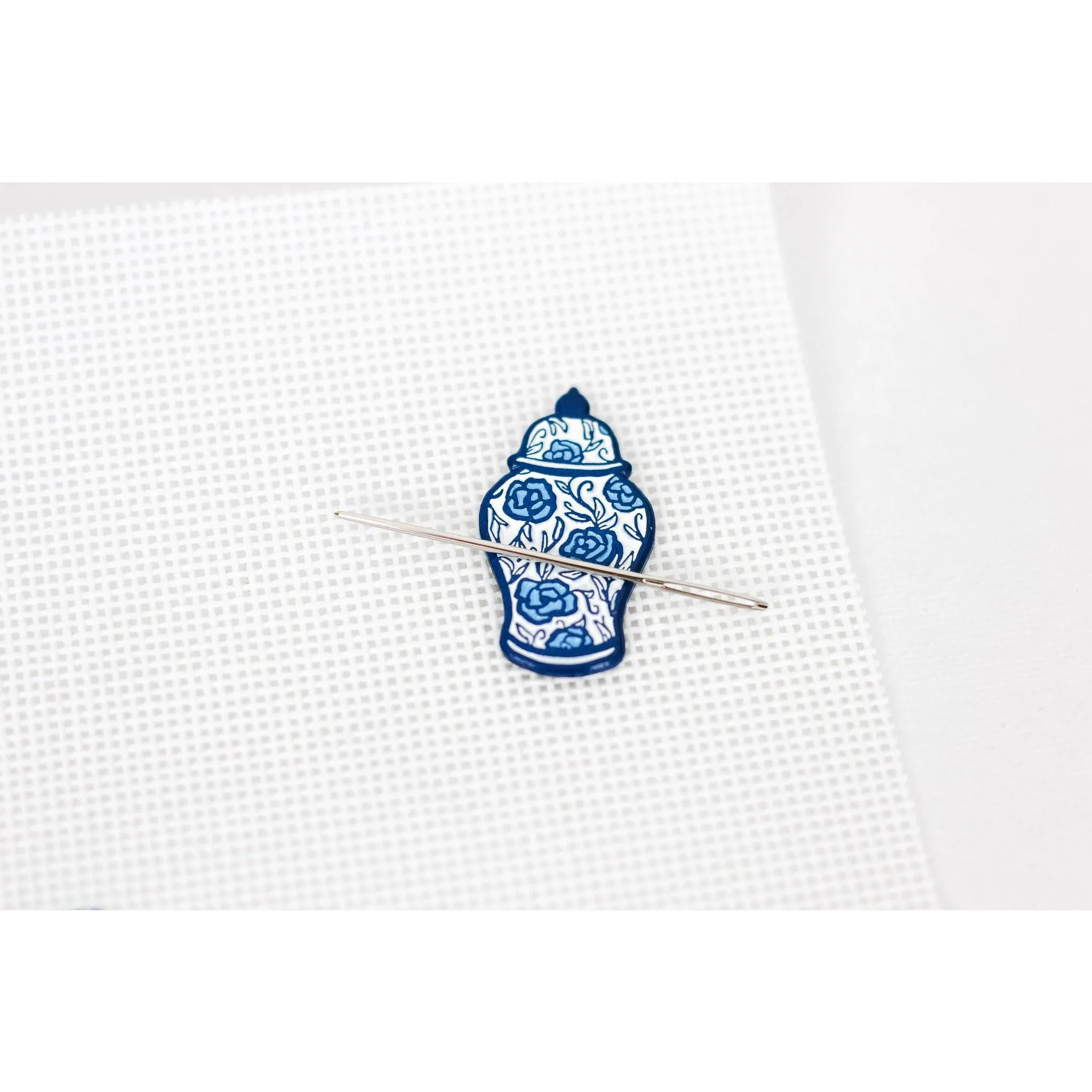 Ginger Jar Needle Minder